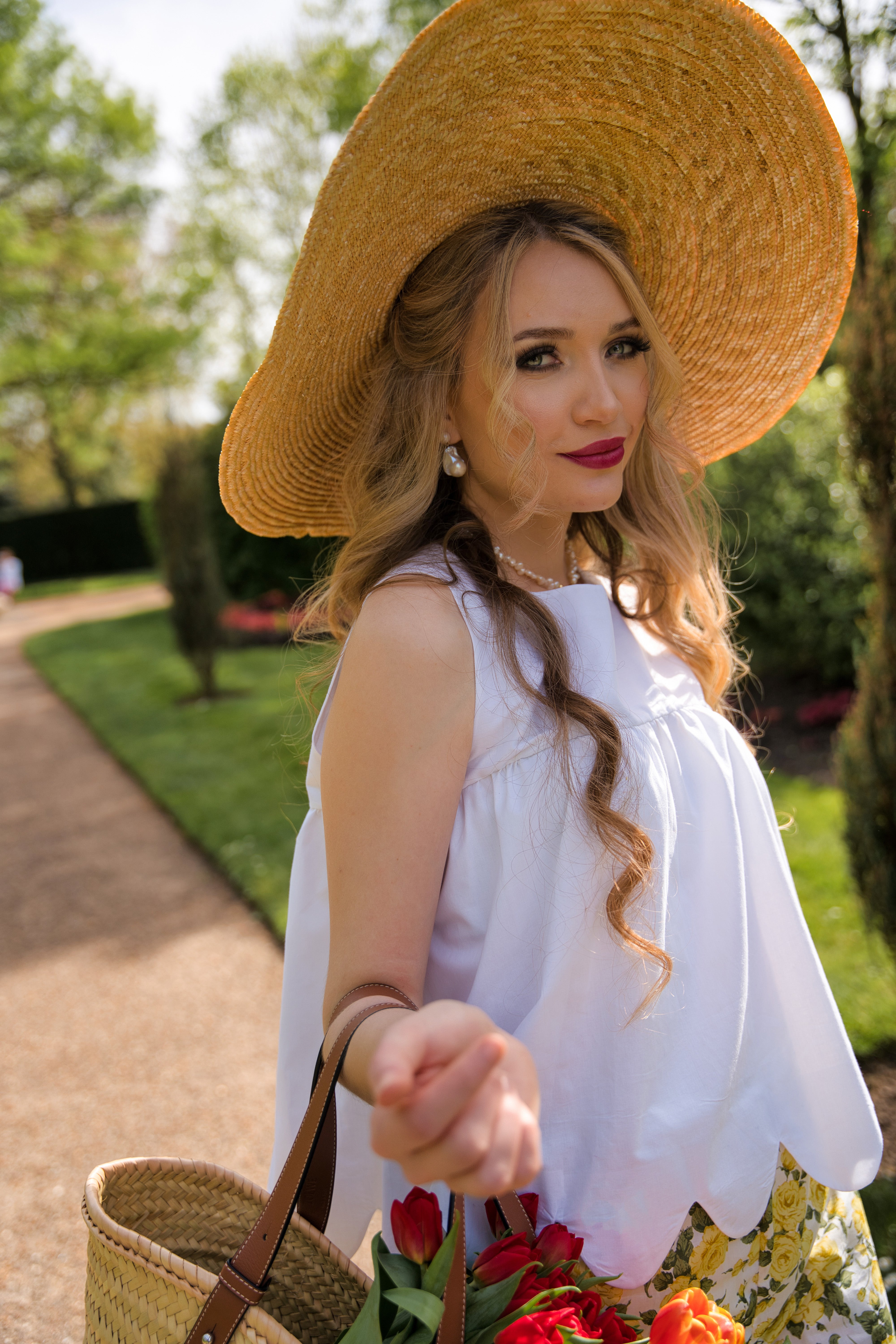 Zoe sleeveless top (white) - Sale